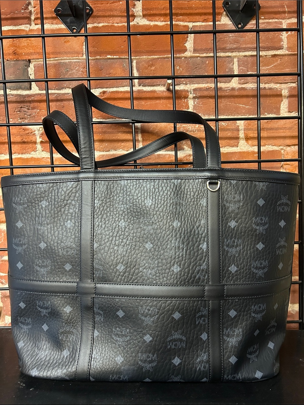 MCM Black Leather - Tote - Picture 1 of 8